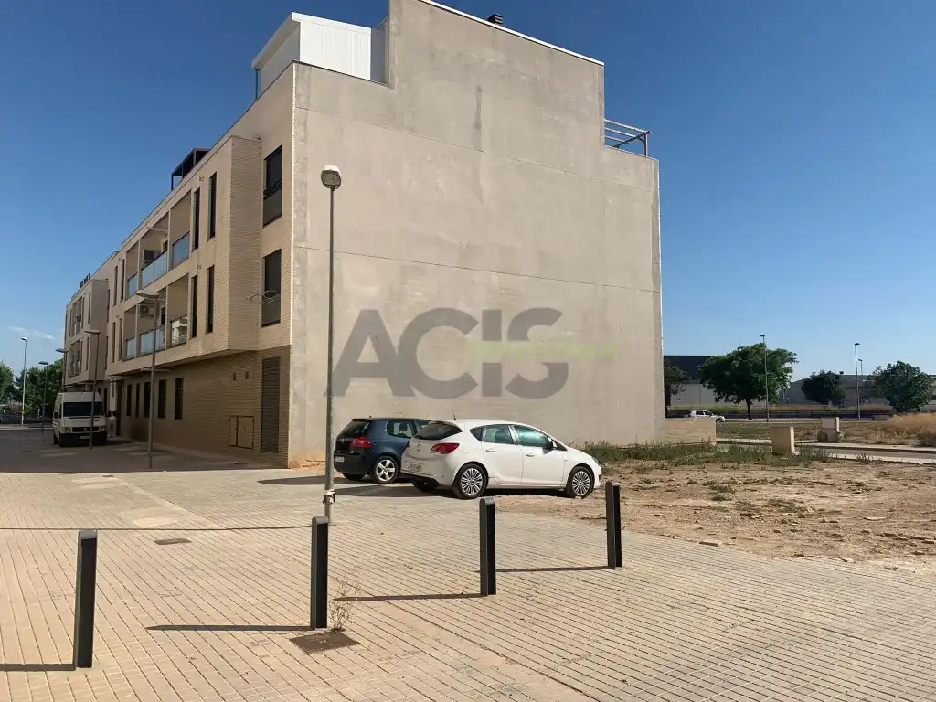 Terreny residencial en venda a L'Alcúdia, imagen 2