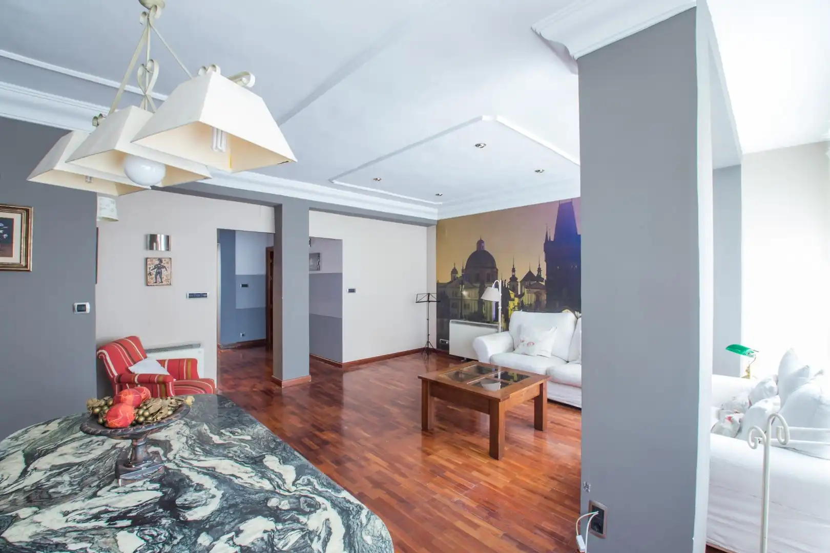 Living room of Flat for share in Granada  with Parquet flooring