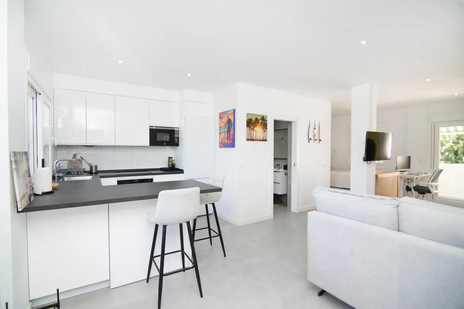 Cuina de Apartament en venda en Chiclana de la Frontera amb Aire condicionat, Jardí privat i Terrassa