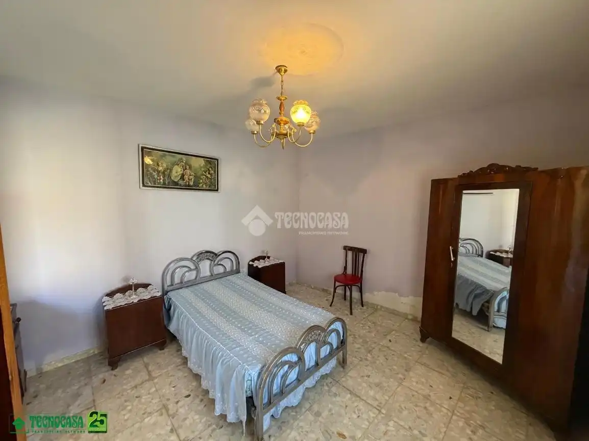 Casa aparellada en venda a Granátula de Calatrava, imagen 6