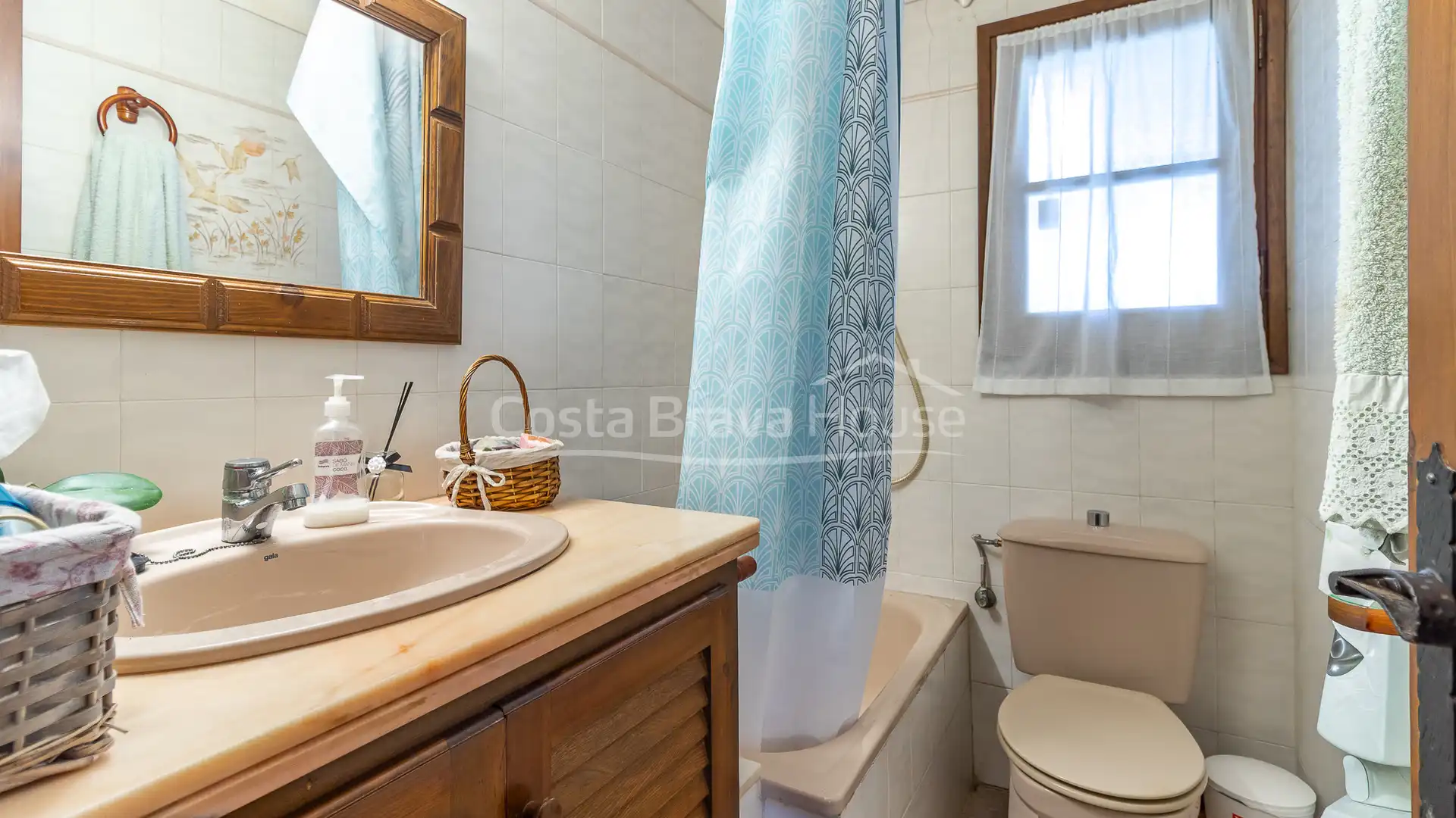 Bathroom of Detached homes for sale in Pals  with Air Conditioner, Heating and Private garden