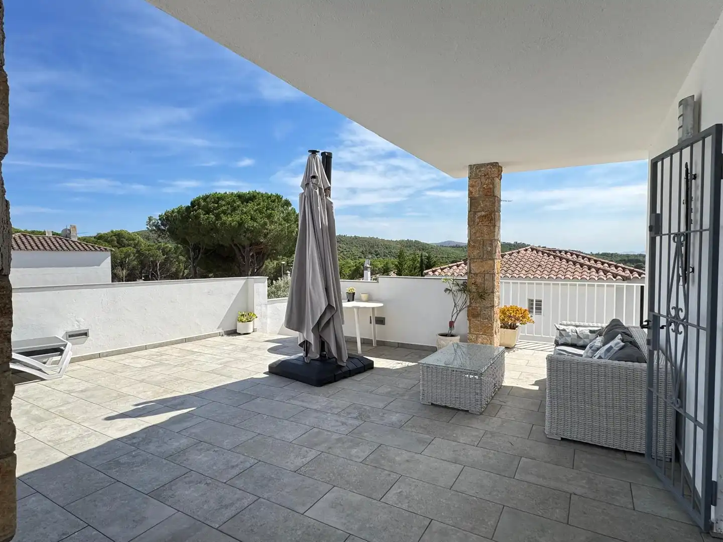 Terraza de Casa o chalet en venta en L'Escala con Aire acondicionado, Calefacción y Jardín privado