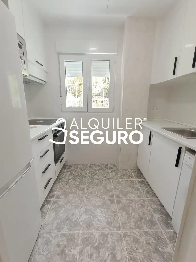 Cocina de Piso de alquiler en Madrid
