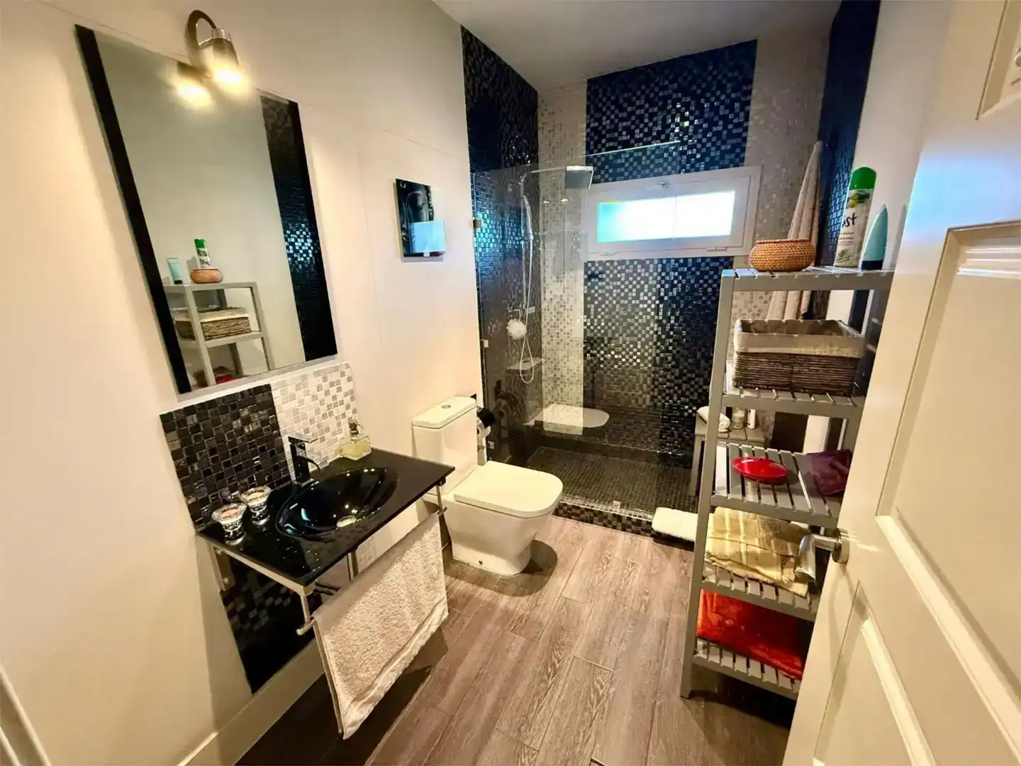 Bathroom of Flat for sale in Alcorcón  with Air Conditioner and Balcony