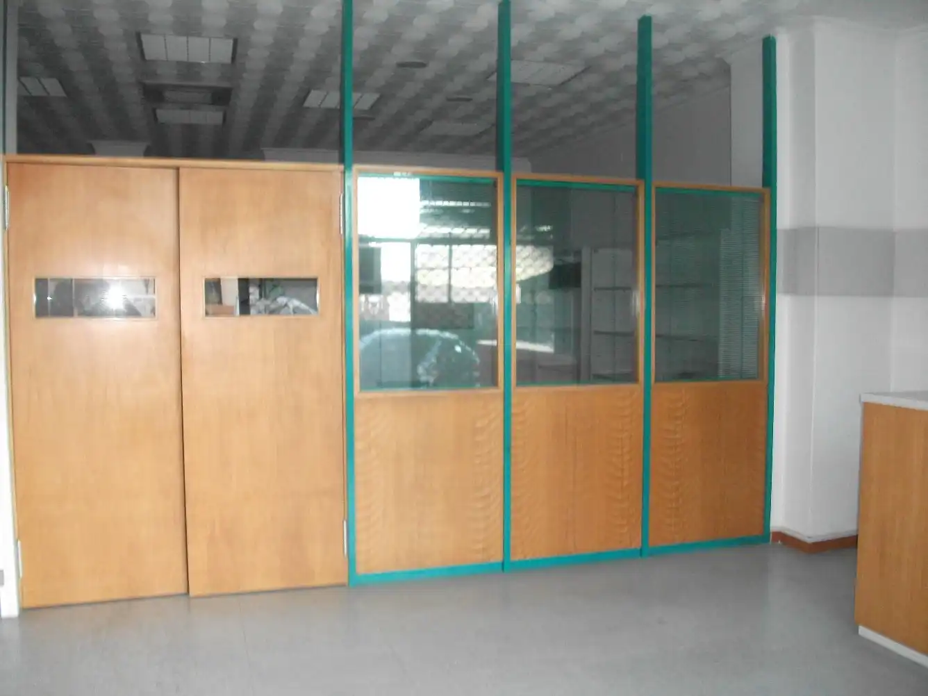 Local en venta en Vigo  con Amueblado