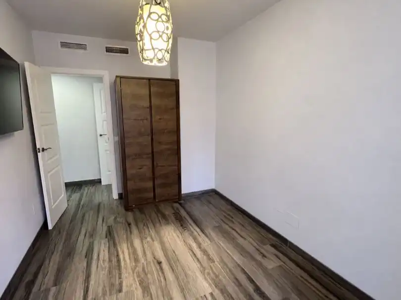 Wohnung zur Miete in Montequinto mit Klimaanlage, Heizung und Schwimmbad