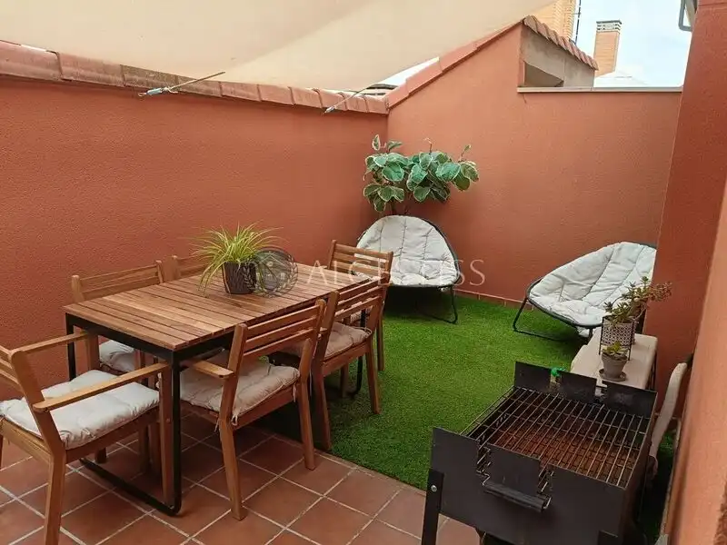 Duplexes for sale in Méntrida