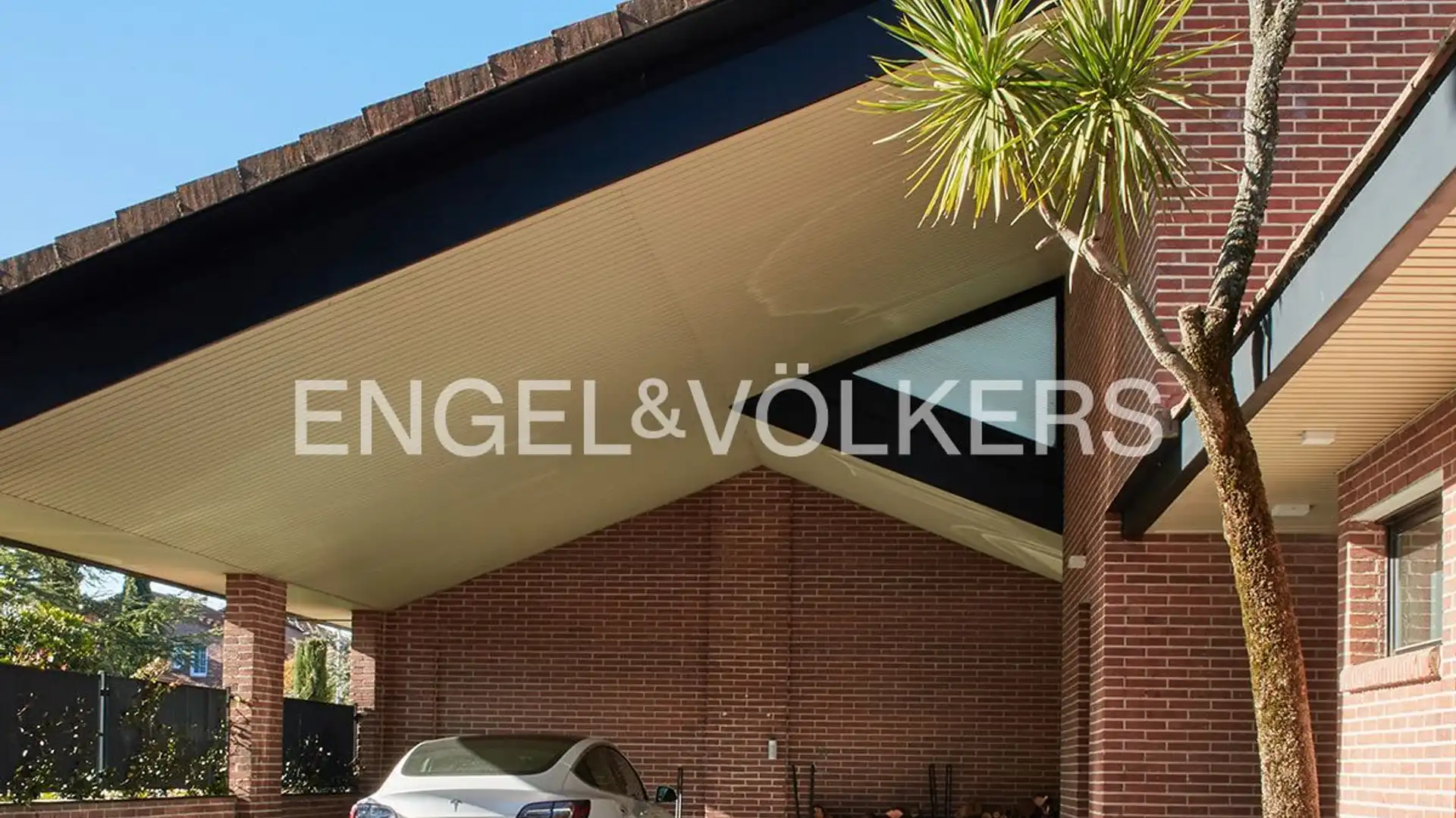 Exterior view of Houses for rent in Galapagar  with Heating, Private garden and Terrace