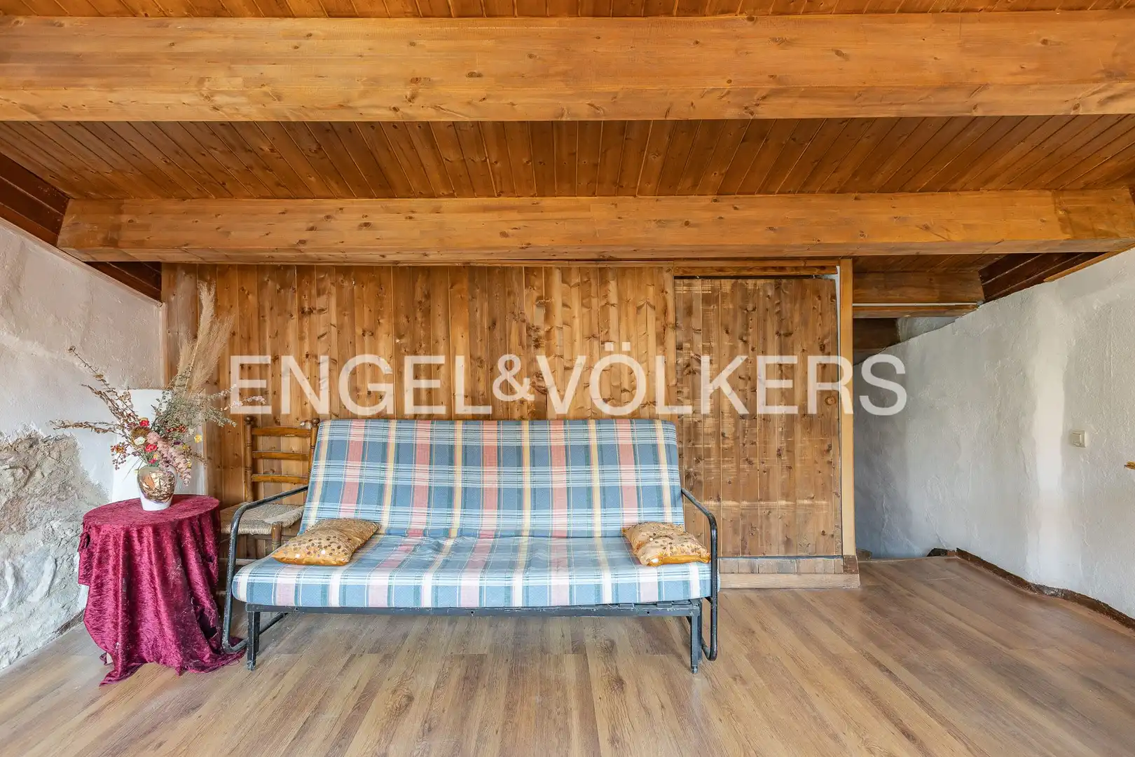 Sala d'estar de Casa o xalet en venda en Cardona amb Calefacció i Jardí privat