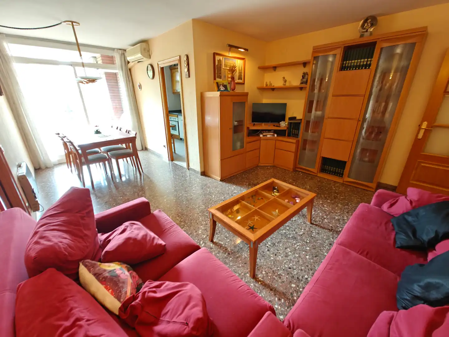 Flat with terrace for sale in Carrer d'Enric Granados 68, imagen 4