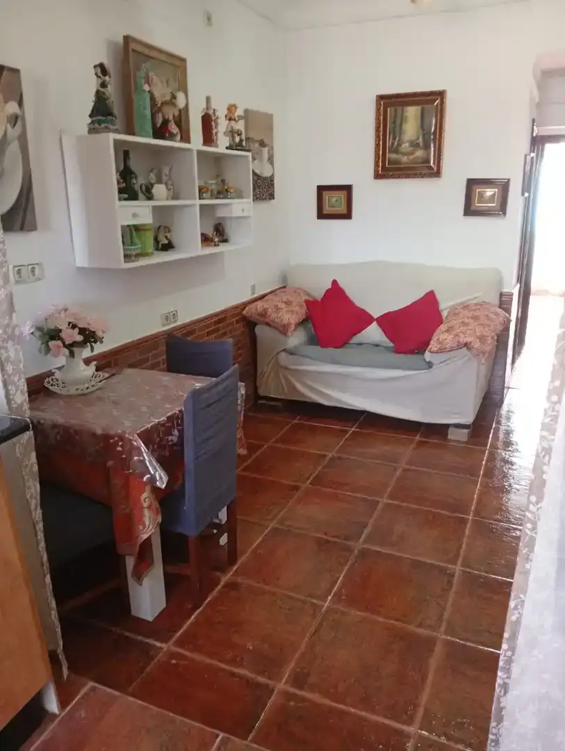 Wohnzimmer von Erdgeschoss zur Miete in Coripe