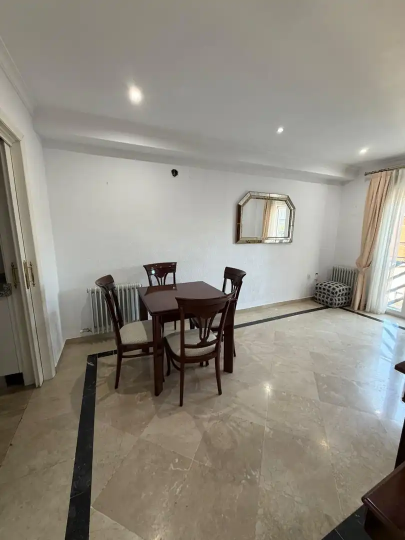 Comedor de Piso de alquiler en Granada con Aire acondicionado, Calefacción y Amueblado