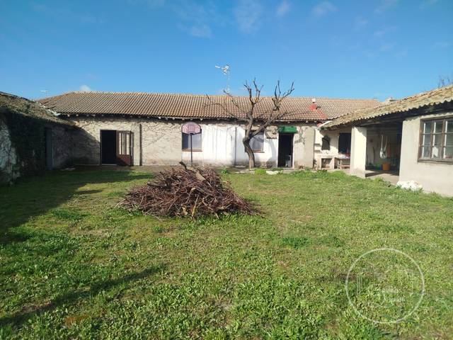 Casa-chalet en Venta en N/A en Coca