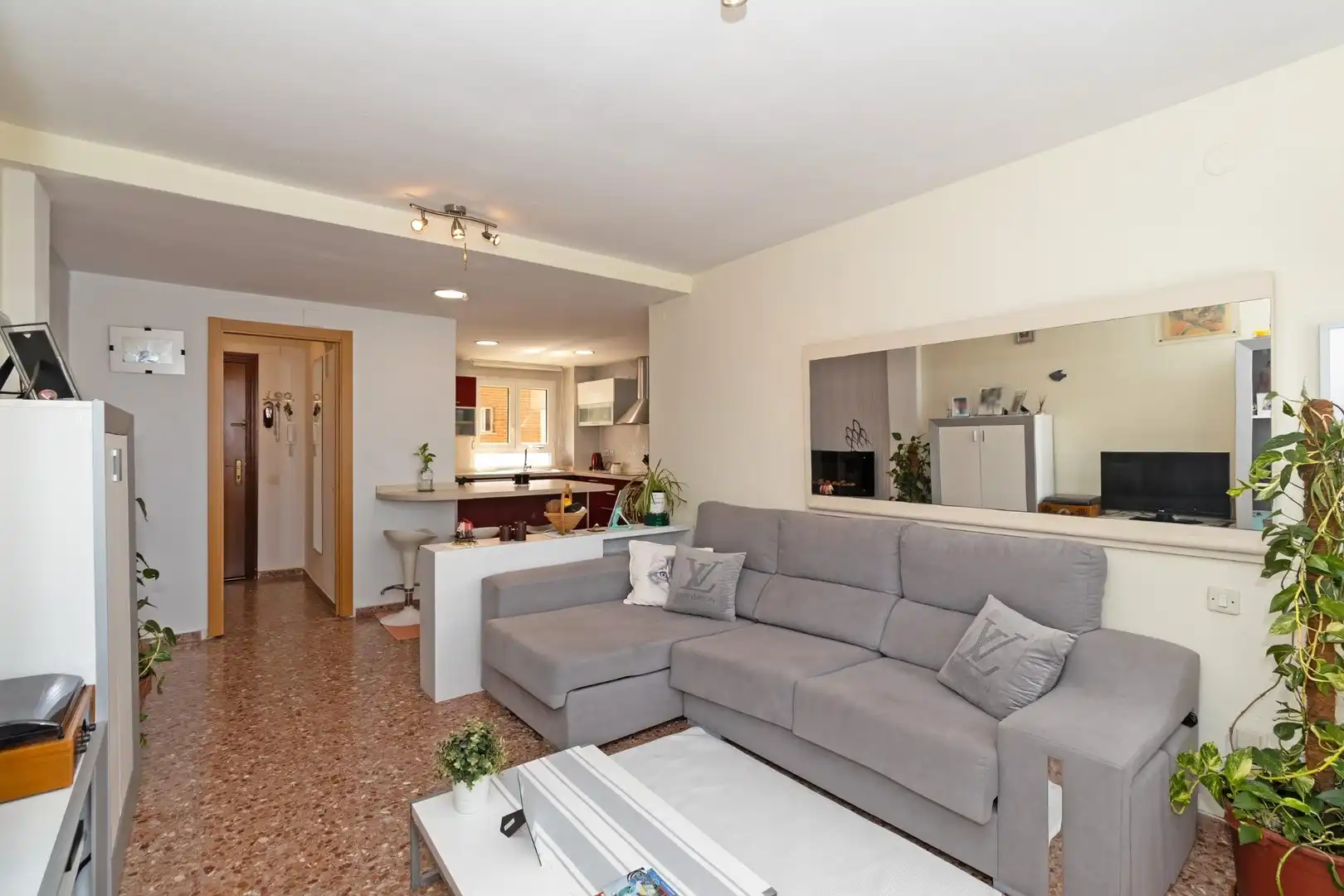 Living room of Flat for sale in Paterna  with Furnished