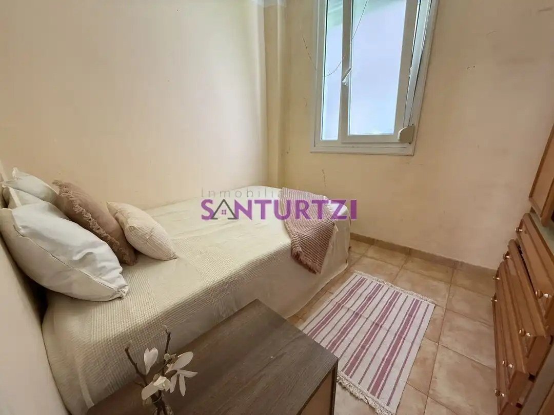 Habitación de Piso en venta en Santurtzi  con Amueblado