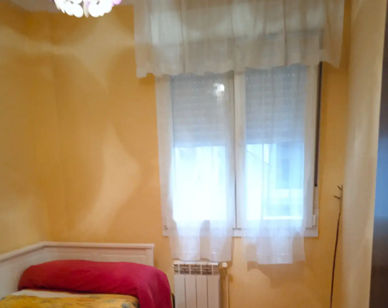 Habitación de Piso en venta en Gijón  con Calefacción, Parquet y Terraza