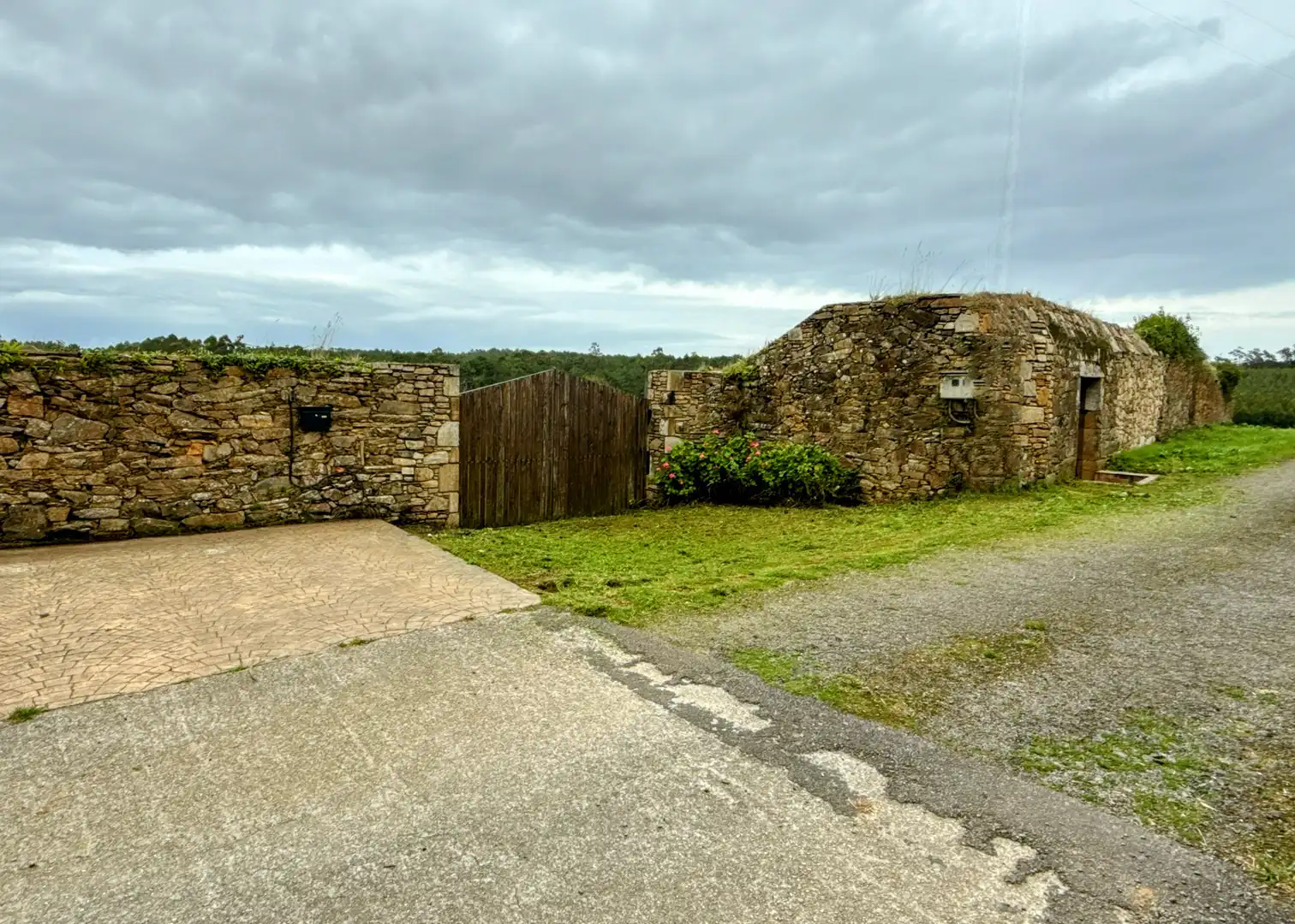 Vista exterior de Finca rústica en venta en Ponteceso con Calefacción y Amueblado