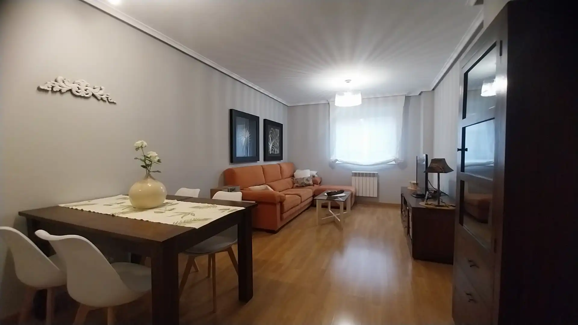 Sala d'estar de Pis de lloguer en Zaragoza amb Aire condicionat, Calefacció i Traster