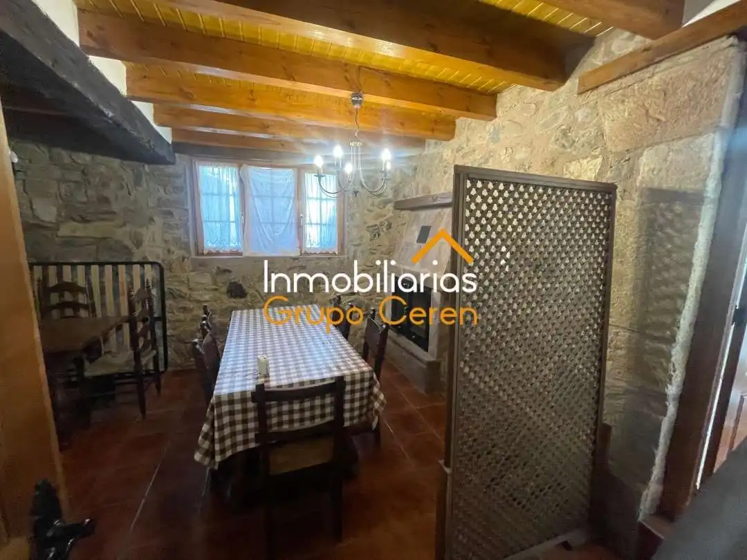 Houses for sale in Santa Cruz del Valle Urbión