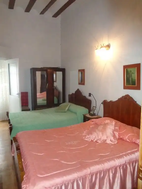 Dormitori de Finca rústica en venda en Briones amb Traster, Moblat i Balcó