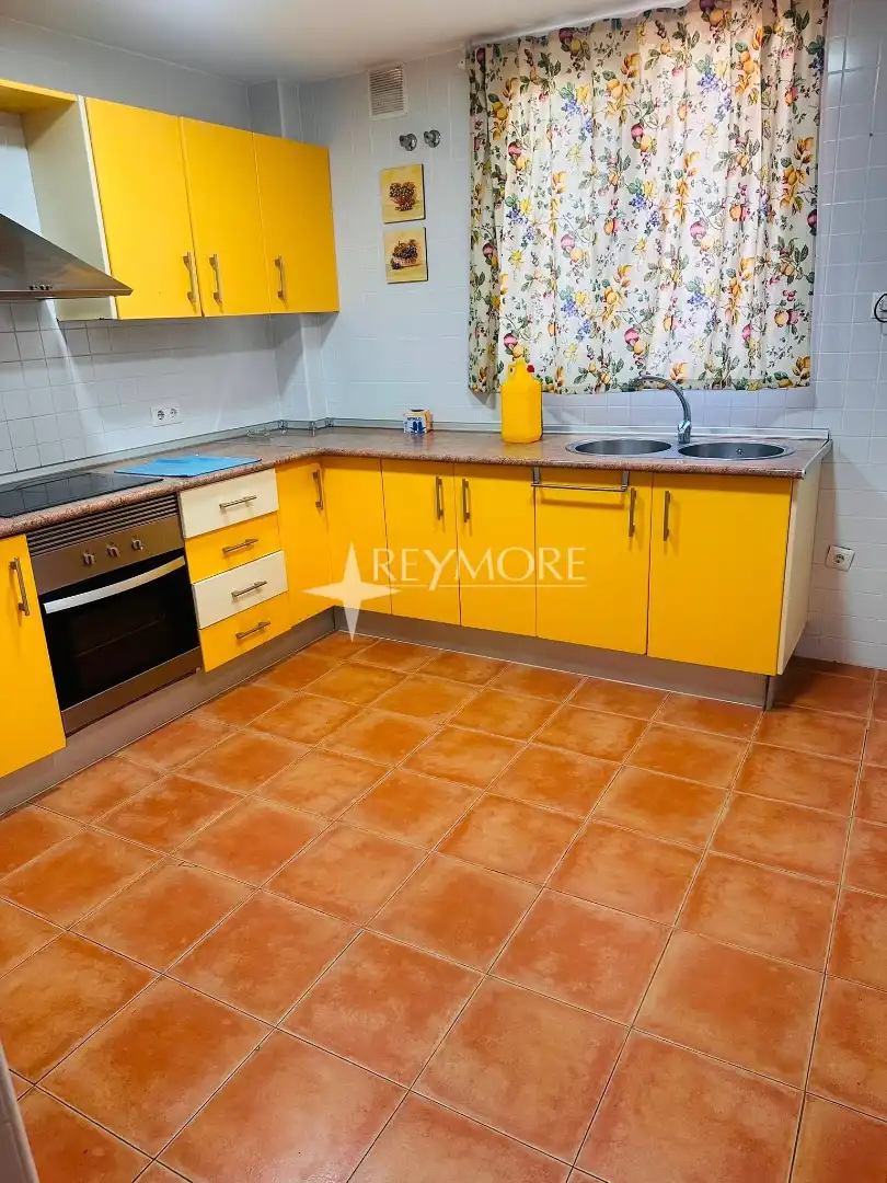 Cocina de Casa o chalet en venta en Córdoba con Aire acondicionado, Calefacción y Terraza