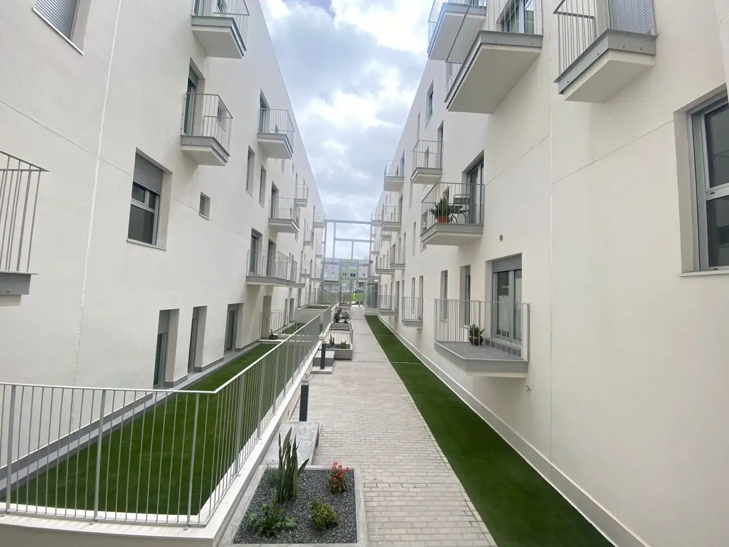 Exterior view of Flat for rent in Las Palmas de Gran Canaria  with Parquet flooring, Storage room and Swimming Pool
