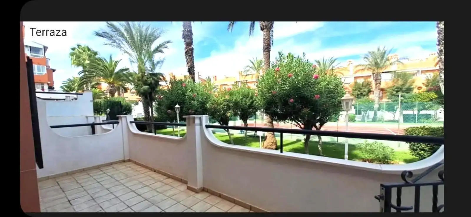Terrasse von Wohnungen zur Miete in Torrevieja mit Klimaanlage, Möbliert und Gemeinschaftspool