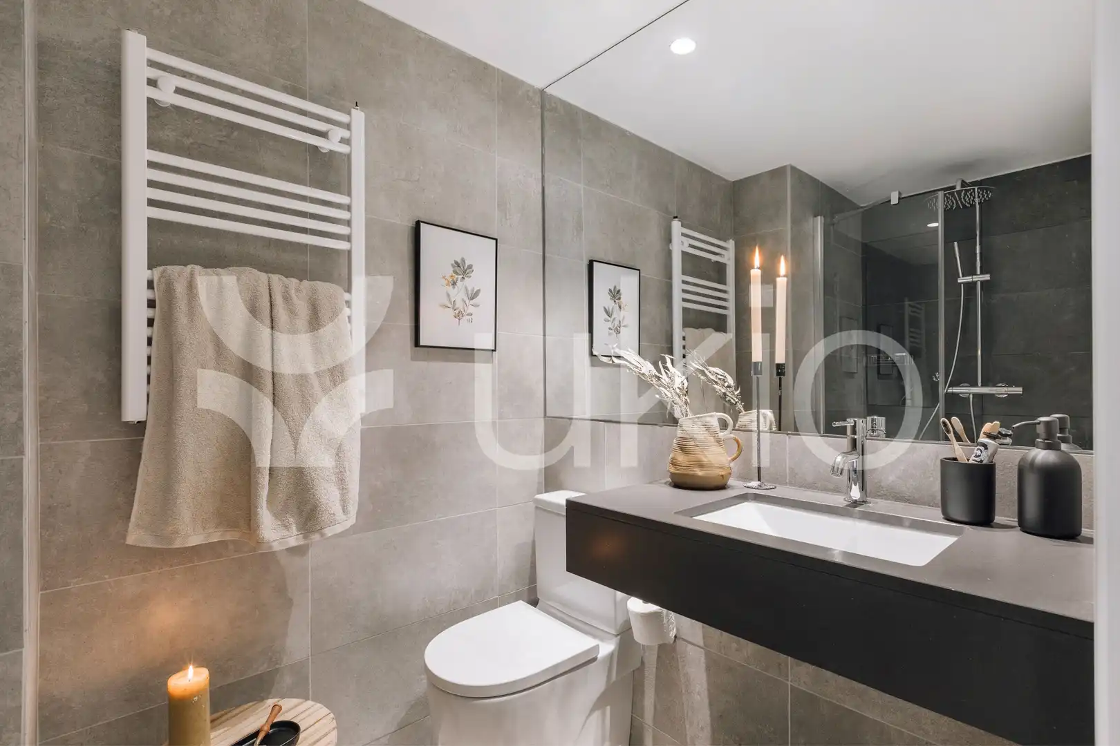 Baño de Apartamento de alquiler en Barcelona con Aire acondicionado, Amueblado y Horno