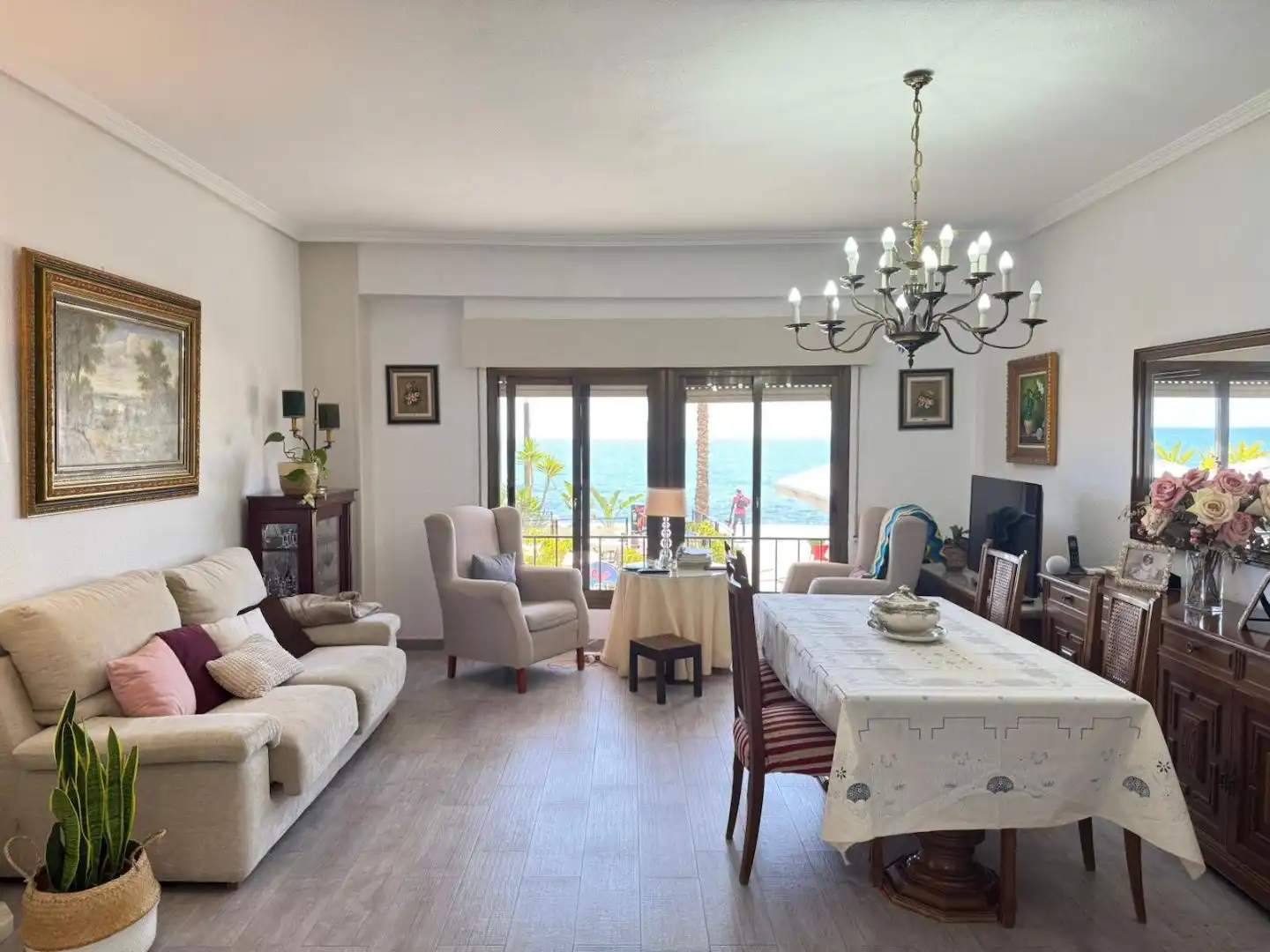 Flat with lift for sale in paseo juan aparicio 3