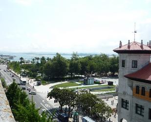 Vista exterior de Pis de lloguer en Santander amb Balcó