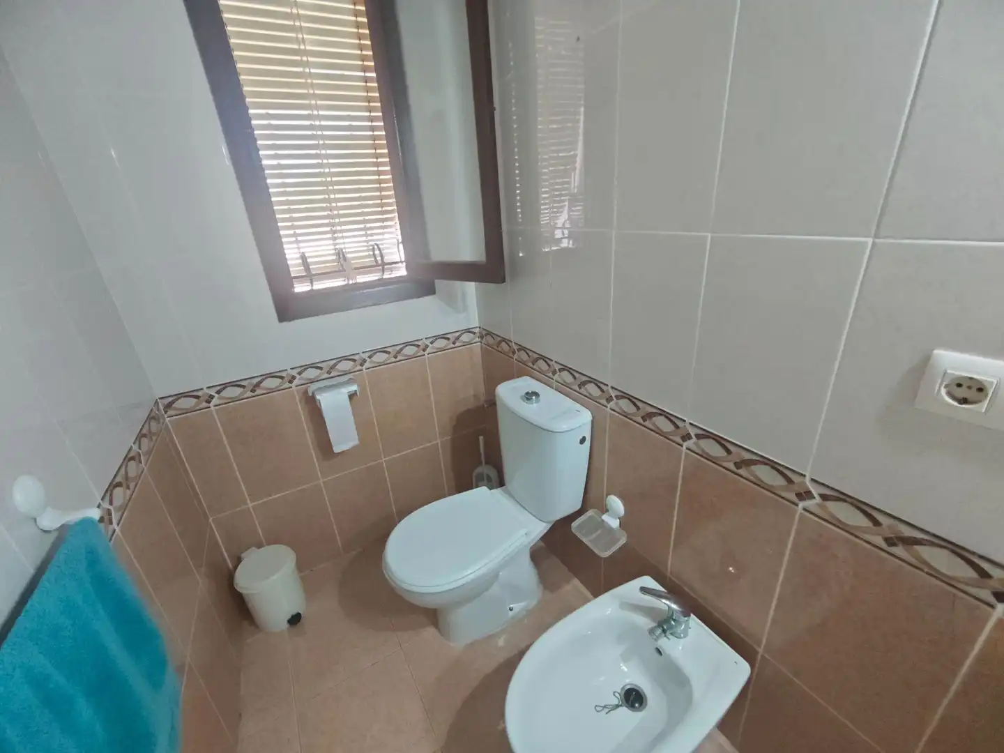 Bany de Casa o xalet en venda en Cartagena amb Jardí privat, Terrassa i Moblat