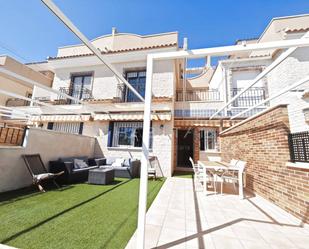 Jardí de Casa adosada en venda en San Pedro del Pinatar amb Aire condicionat, Jardí privat i Terrassa