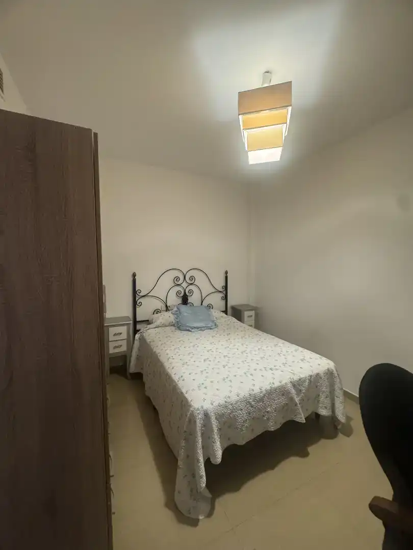 Bedroom of Flat for rent in Cartagena ciudad