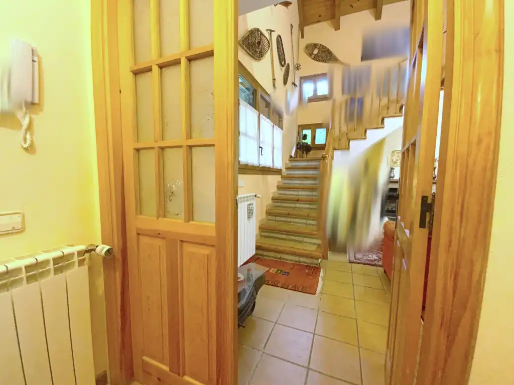 Casa o xalet en venda en Sahún amb Jardí privat