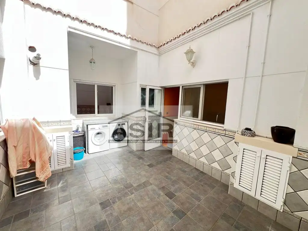 Vista exterior de Piso en venta en Alzira con Aire acondicionado y Calefacción