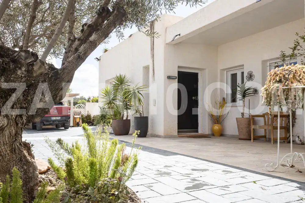 Vista exterior de Casa o xalet en venda en Cuevas del Almanzora amb Calefacció, Jardí privat i Terrassa