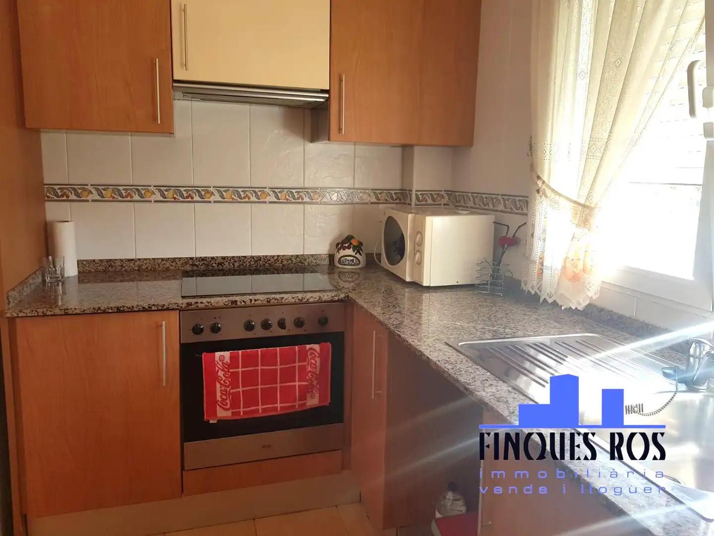 Cuina de Apartament en venda en Vinaròs amb Aire condicionat, Terrassa i Moblat