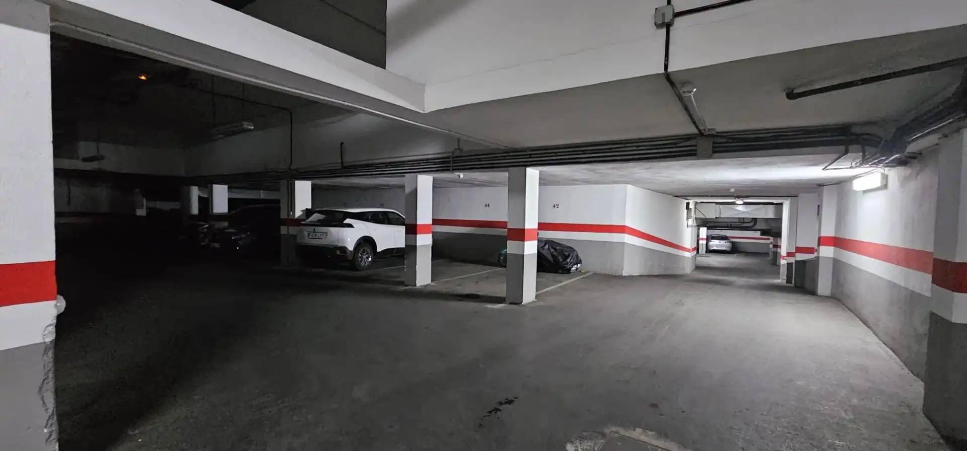 Parkplatz von Garage zum Verkauf in Granada