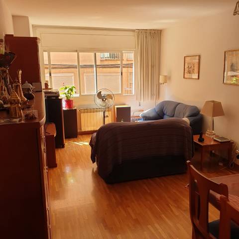 Piso en Venta en Volart en El Guinardó