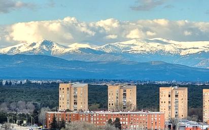 Exterior view of Flat for sale in  Madrid Capital  with Terrace and Balcony