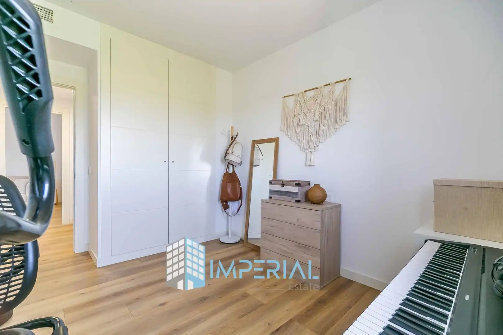 Bedroom of Flat for sale in Fuengirola  with Air Conditioner, Heating and Terrace
