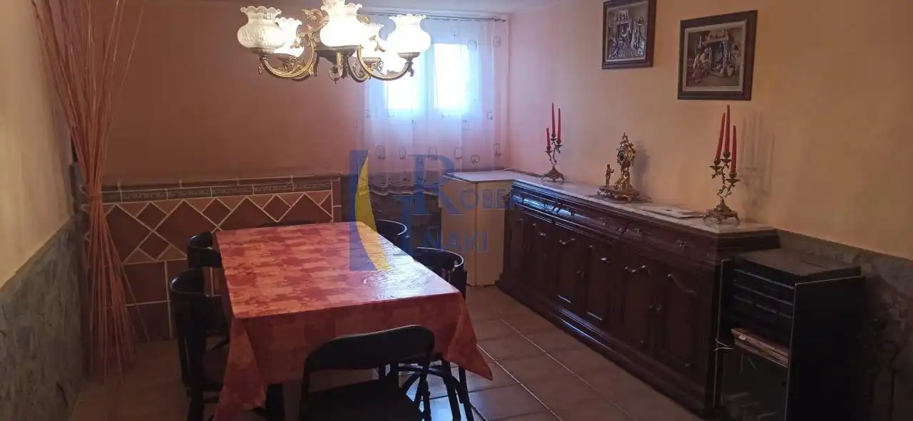 Comedor de Casa o chalet en venta en Valderas con Calefacción y Jardín privado