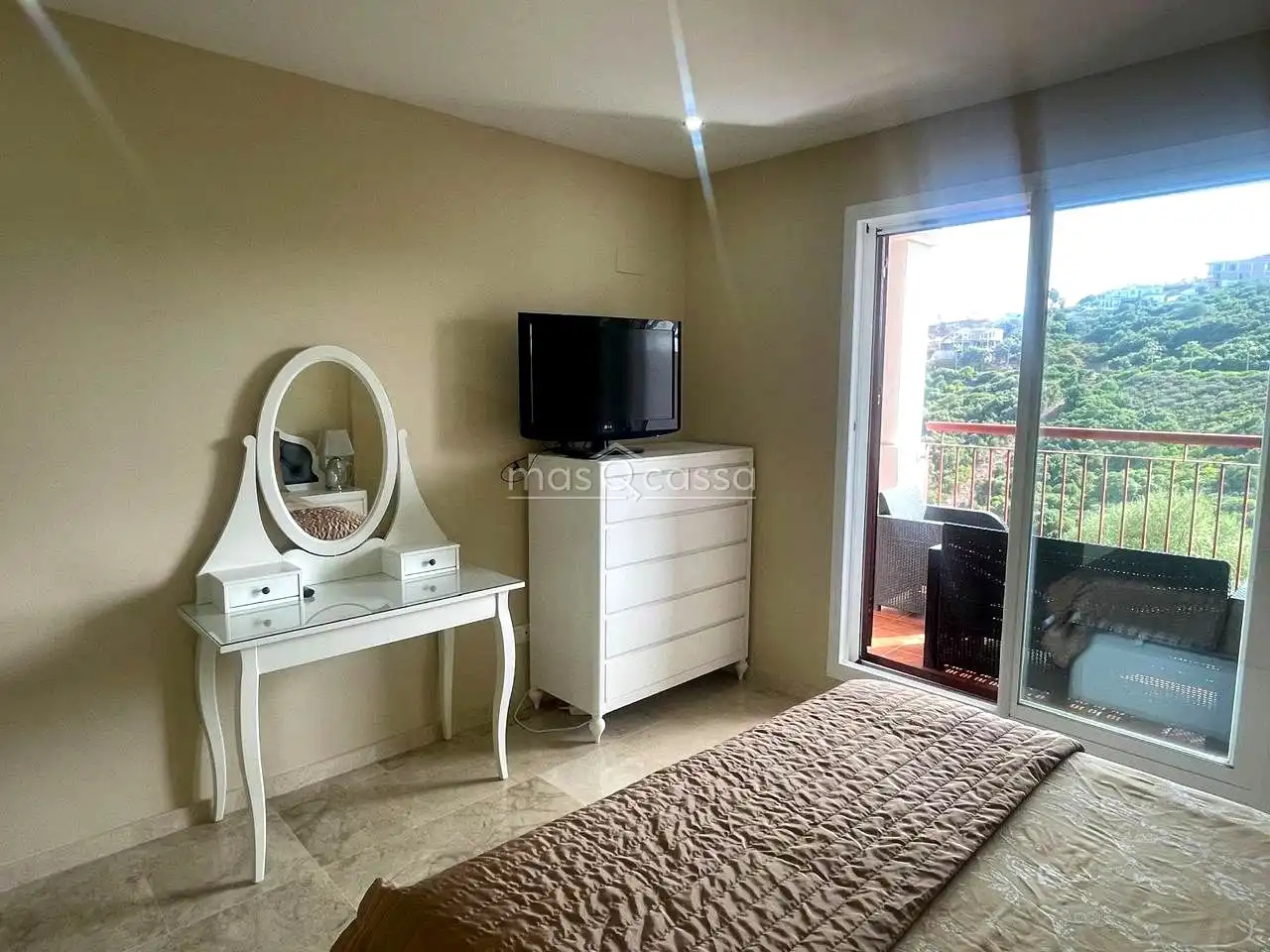 Ground floor for rent in La Alcaidesa