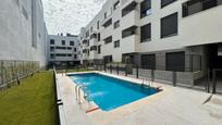 Swimming pool of Flat for sale in  Madrid Capital  with Air Conditioner, Terrace and Swimming Pool