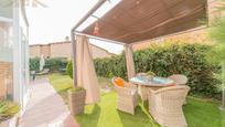 Terrace of Single-family semi-detached for sale in Moraleja de Enmedio  with Air Conditioner, Heating and Private garden