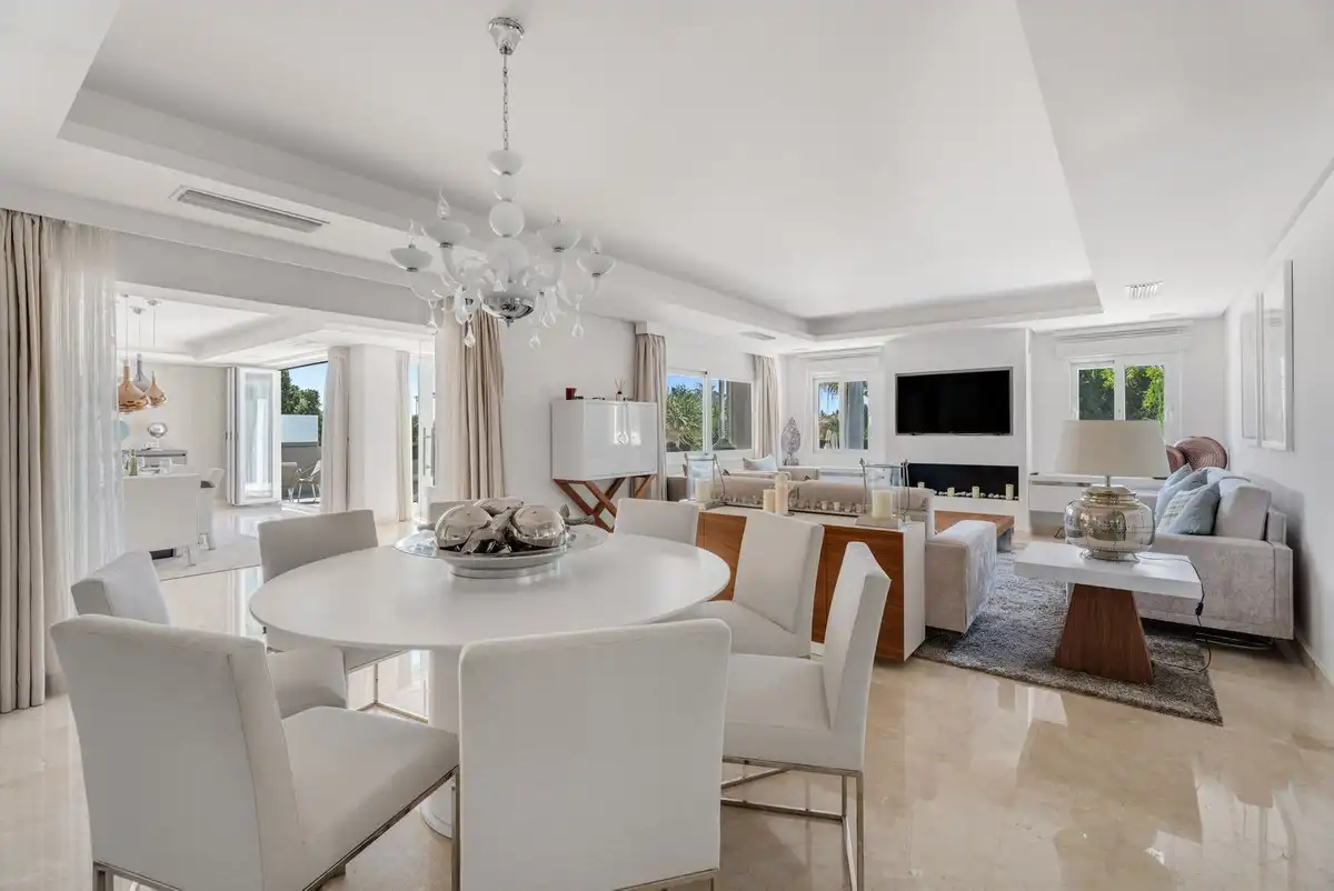 Villa mit Garten zum Verkauf in Nueva Andalucía, imagen 19