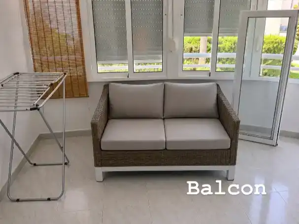 Terrasse von Wohnungen zur Miete in Torrevieja mit Klimaanlage, Schwimmbad und Balkon