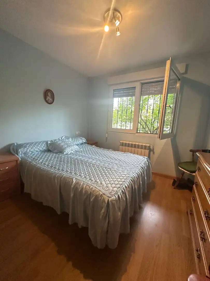 Schlafzimmer von Country house zum Verkauf in Ponferrada mit Heizung, Privatgarten und Terrasse