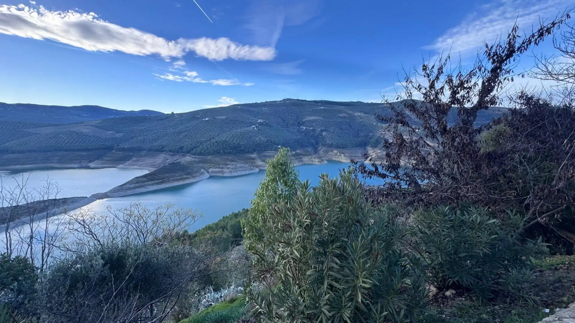 Houses for sale in Iznájar  with Air Conditioner, Heating and Terrace