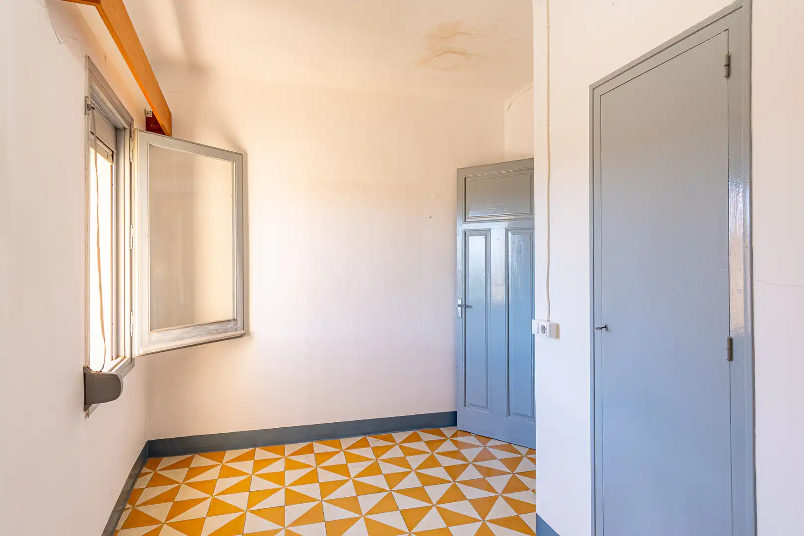 Bedroom of Detached homes for sale in Llers  with Air Conditioner, Heating and Terrace